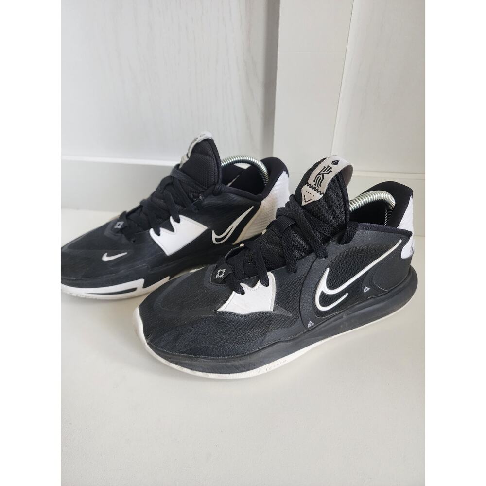Men's Nike Kyrie Low‎ 5 TB Black/White Sneakers - Size 8
